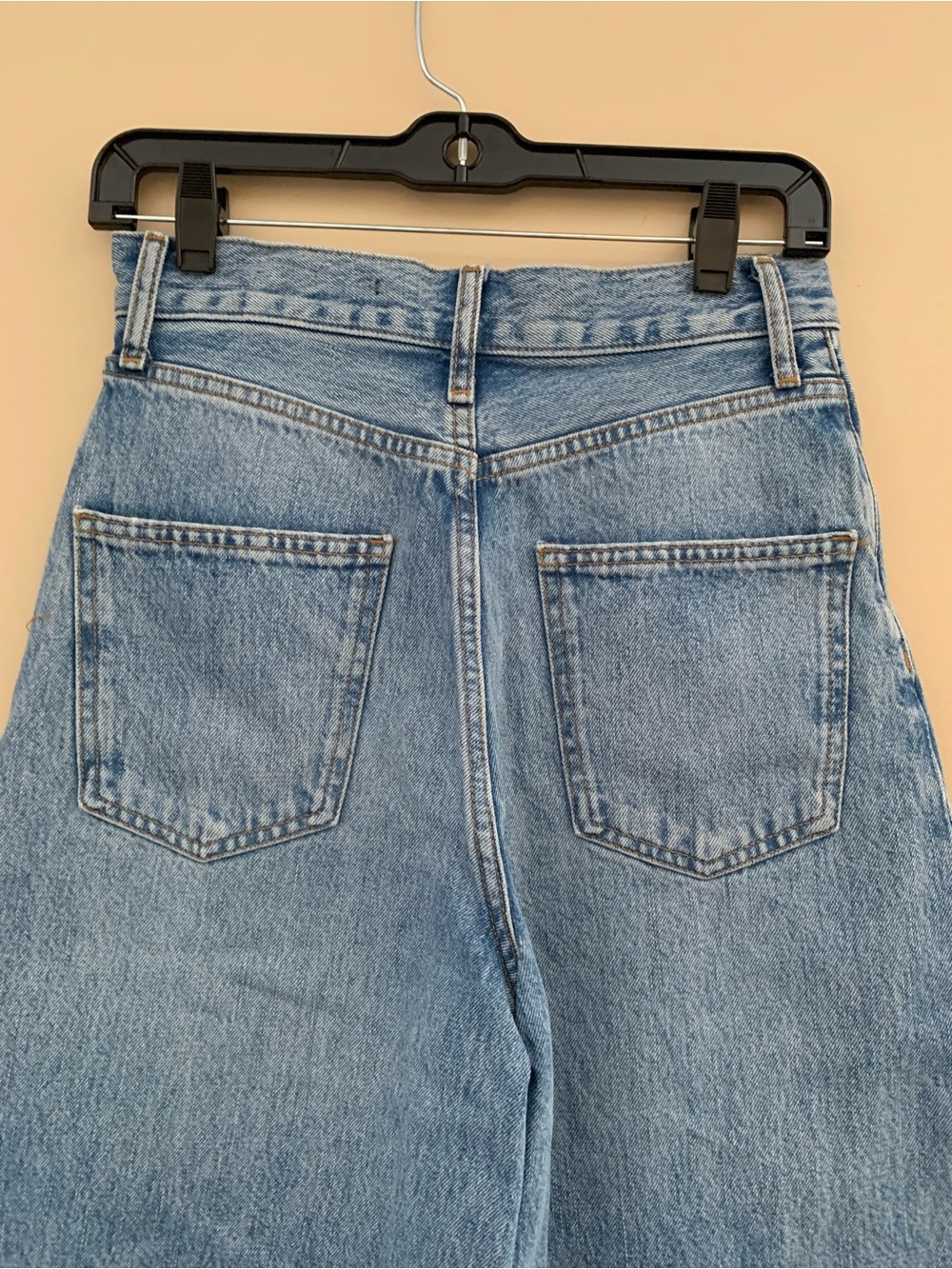 Zara high rise light wash culotte jeans with wide leg. Size 2 - Picture 8 of 13